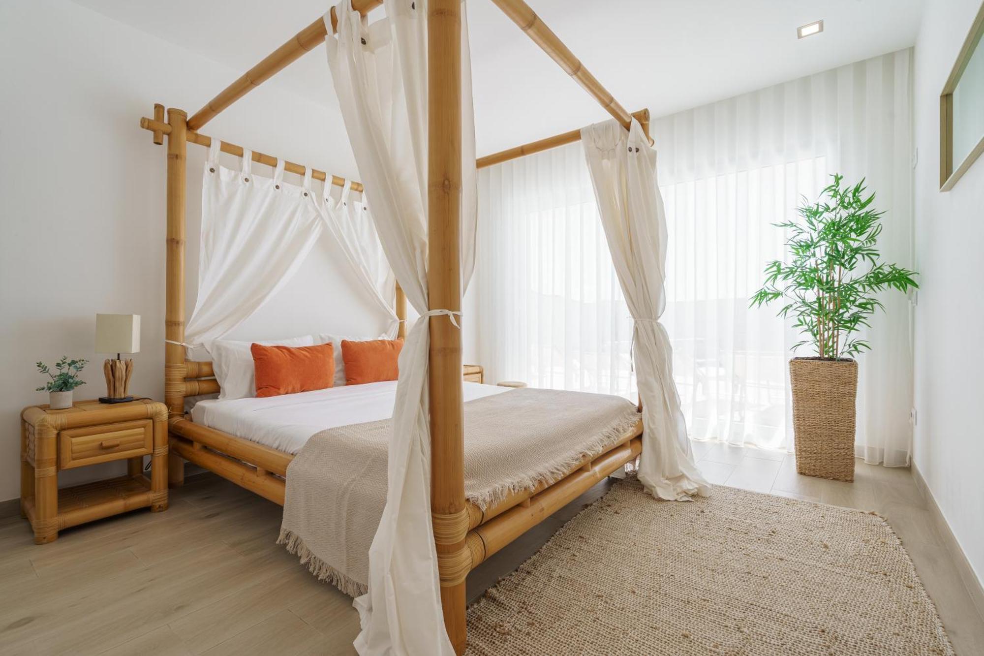 Beach Villa With Ocean View Лорінян Екстер'єр фото
