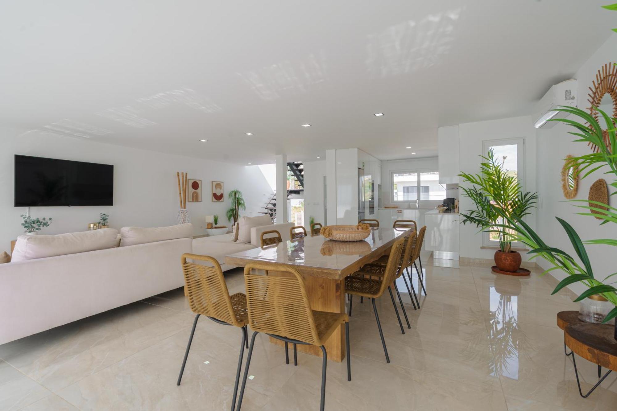 Beach Villa With Ocean View Лорінян Екстер'єр фото